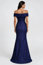 Load image into Gallery viewer, Valentina Gown