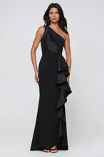 Load image into Gallery viewer, Evara Gown