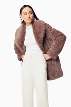 Load image into Gallery viewer, Wyoming Coat