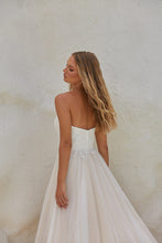 Load image into Gallery viewer, TC2410 Nahla