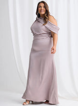 Load image into Gallery viewer, Halle Dress