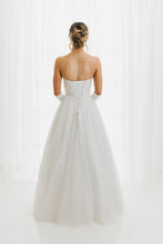 Load image into Gallery viewer, Olivia