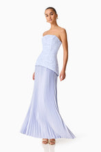 Load image into Gallery viewer, Lacy Strapless