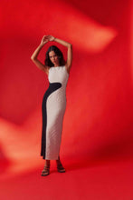 Load image into Gallery viewer, Paloma Contrast Gown
