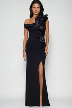 Load image into Gallery viewer, Maisie Gown
