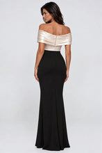 Load image into Gallery viewer, Azara Gown
