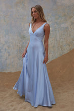 Load image into Gallery viewer, TO2428 Avonlea
