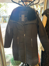 Load image into Gallery viewer, S806 Long Line Puffer Coat

