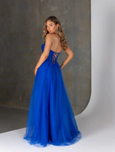 Load image into Gallery viewer, PO25126 Martina
