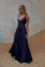 Load image into Gallery viewer, TO2428 Avonlea
