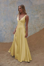 Load image into Gallery viewer, TO2428 Avonlea
