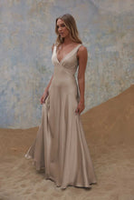 Load image into Gallery viewer, TO2428 Avonlea
