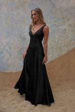 Load image into Gallery viewer, TO2428 Avonlea
