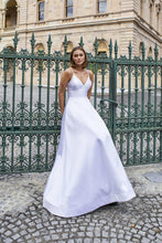 Load image into Gallery viewer, PO940 AYLA
