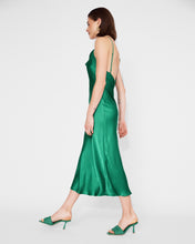 Load image into Gallery viewer, Linna Emerald Midi Dress
