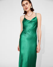 Load image into Gallery viewer, Linna Emerald Midi Dress
